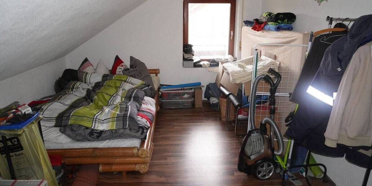 Mehrfamilienhaus, Wohnhaus Ehingen Altsteußlingen - 7 Zimmer, 190 m&sup2;, 535.000&euro; | Angebot:25698081