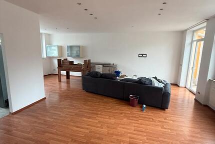 Maisonette Wohnung mit Einbauküche und Garten 5 zimmer