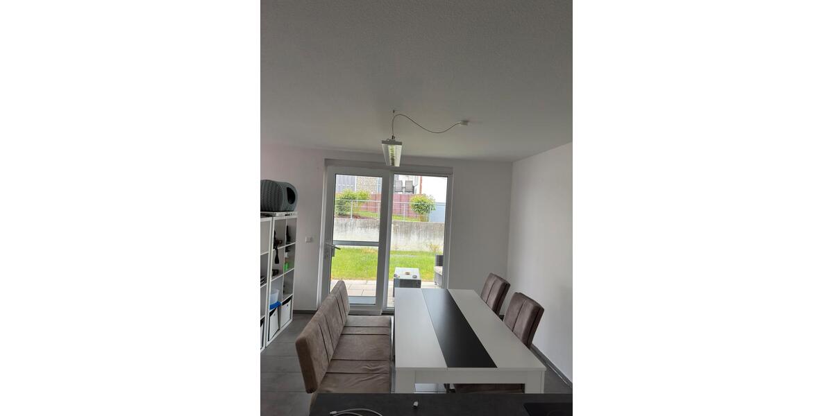 Erdgeschoßwohnung Laichingen - 3.5 Zimmer, 82 m&sup2;, 349.999&euro; | Angebot:26560353