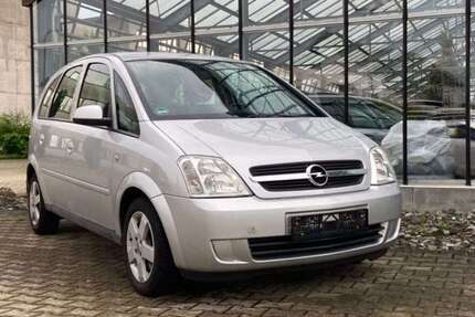 Opel Meriva 150.000 km 800 € Neu-Ulm 89231