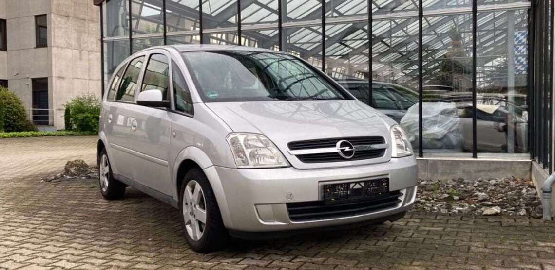 Opel Meriva 150.000 km 800 € Neu-Ulm 89231