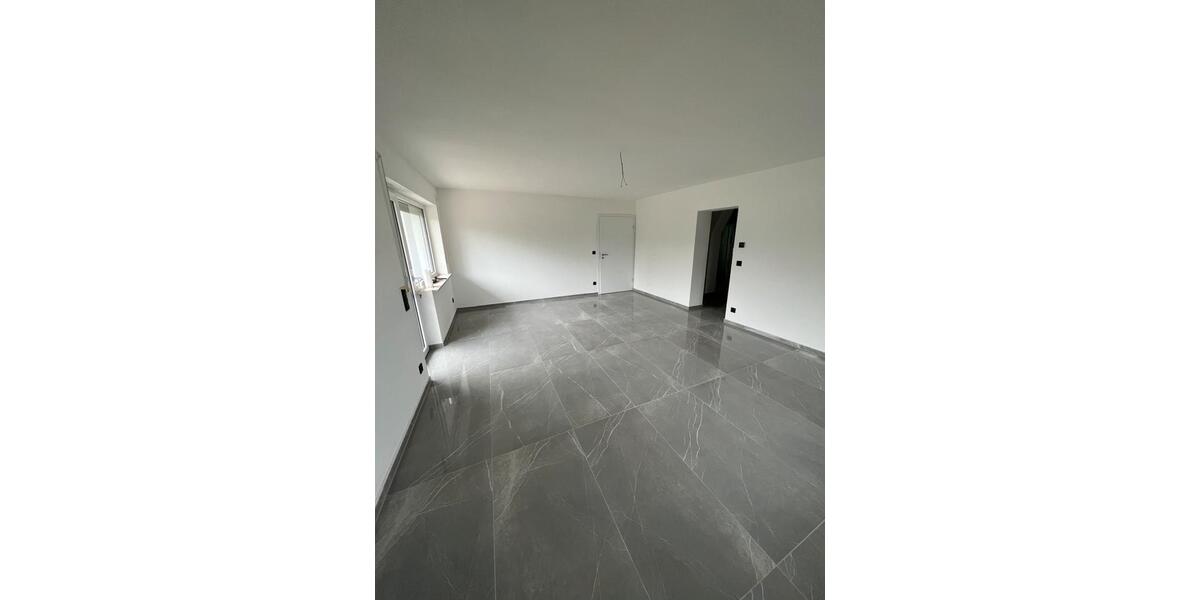 Terrassenwohnung Laupheim - 2.5 Zimmer, 88 m&sup2;, 950&euro; | Angebot:25294185