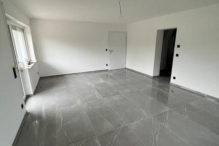 Wohnung Laupheim - 2.5 Zimmer, 88 m&sup2;, 950&euro; | Angebot:25294185