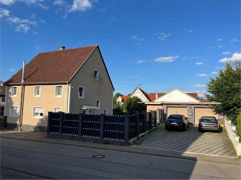 Großzügiges Einfamilienhaus in Schemmerhofen – modernisiert & mit