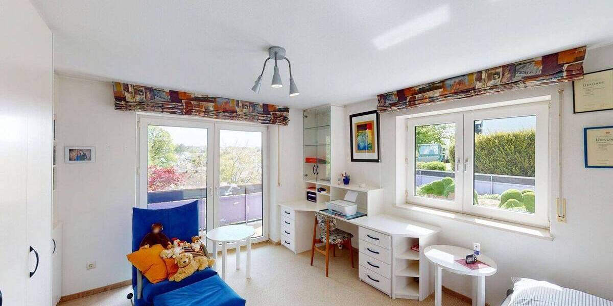 Einfamilienhaus Günzburg Reisensburg - 7 Zimmer, 315 m&sup2;, 899.000&euro; | Angebot:26731542