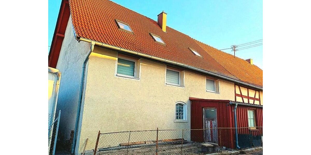 Einfamilienhaus Ehingen (Donau) - 9 Zimmer, 165 m&sup2;, 290.000&euro; | Angebot:26950369