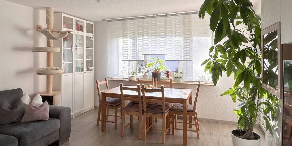 Etagenwohnung Ulm Böfingen - 4 Zimmer, 93 m&sup2;, 310.000&euro; | Angebot:26608662