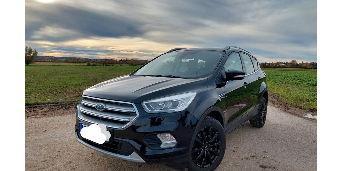 Ford Kuga 89.680 km 12.800 &euro; Langenau 89129