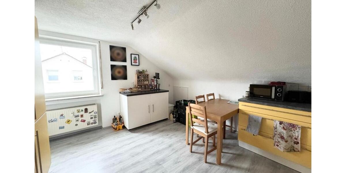 Dachgeschoßwohnung Illertissen - 4 Zimmer, 74 m&sup2;, 239.000&euro; | Angebot:26637443