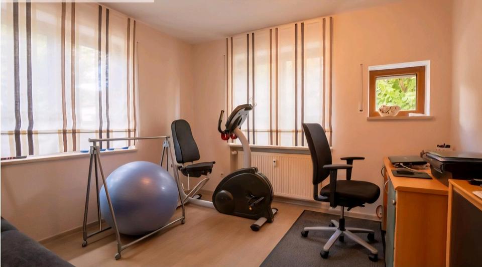 Sonnige und helle 3 Zi. Wohnung mit Südwest Balkon 3 zimmer