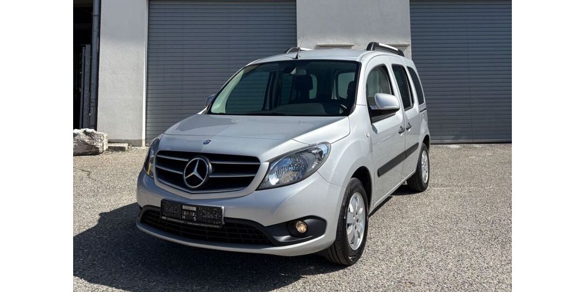 Mercedes-Benz Citan 103.000 km 12.500 &euro; Ulm 89081