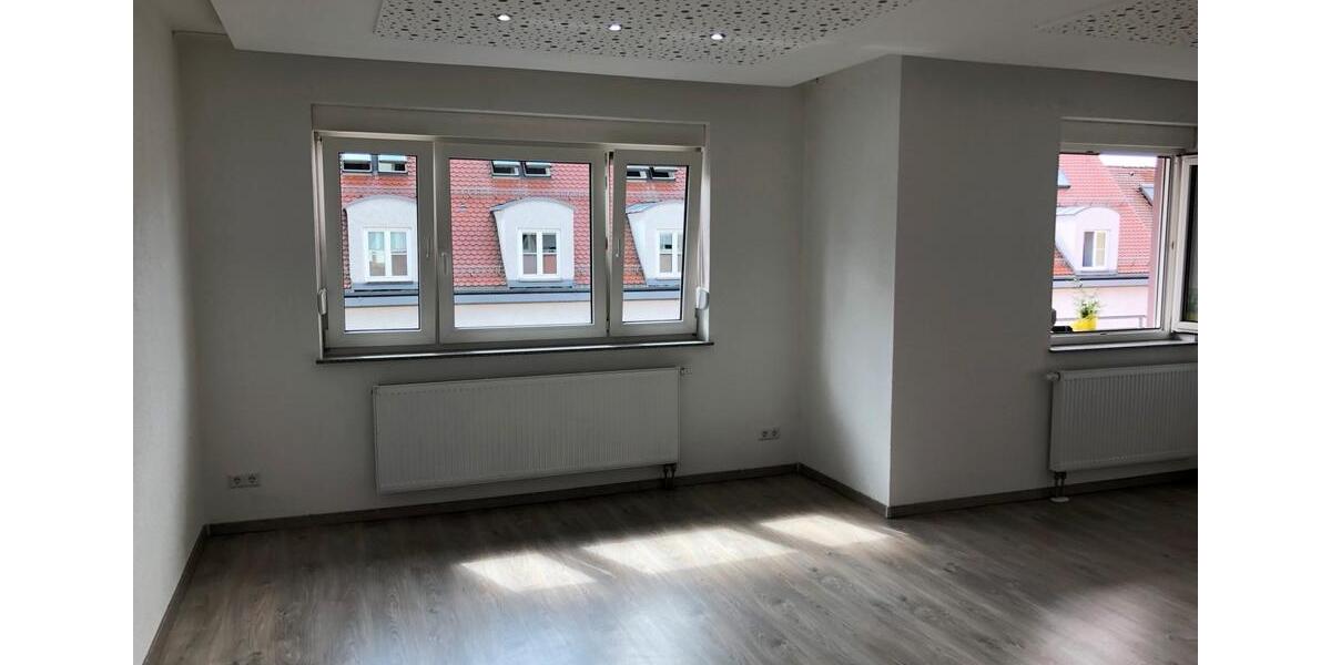 Etagenwohnung Neu-Ulm Ludwigsfeld - 3.5 Zimmer, 80 m&sup2;, 1.220&euro; | Angebot:26238607