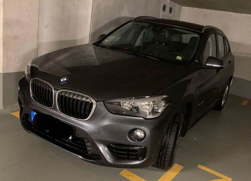 X1