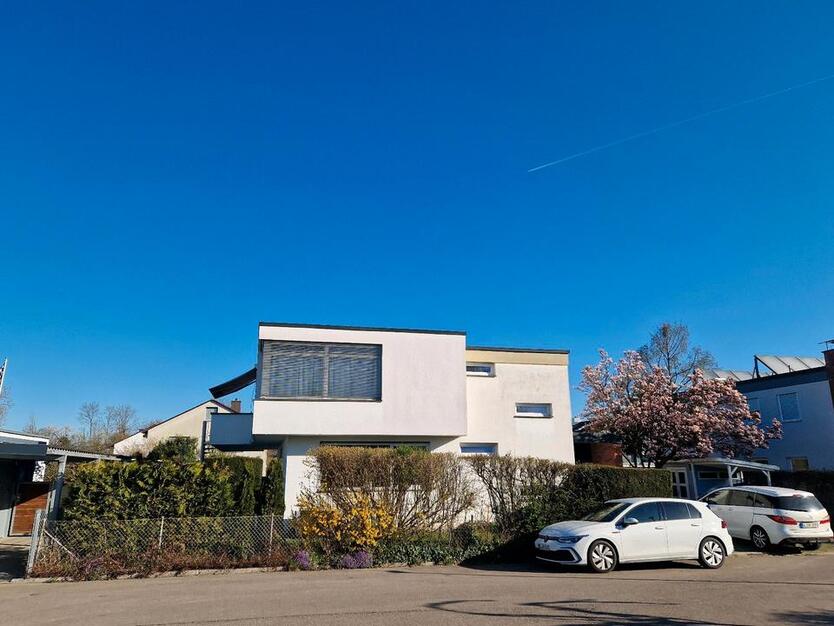 Wohnung Garage, Garten, Stellpätze