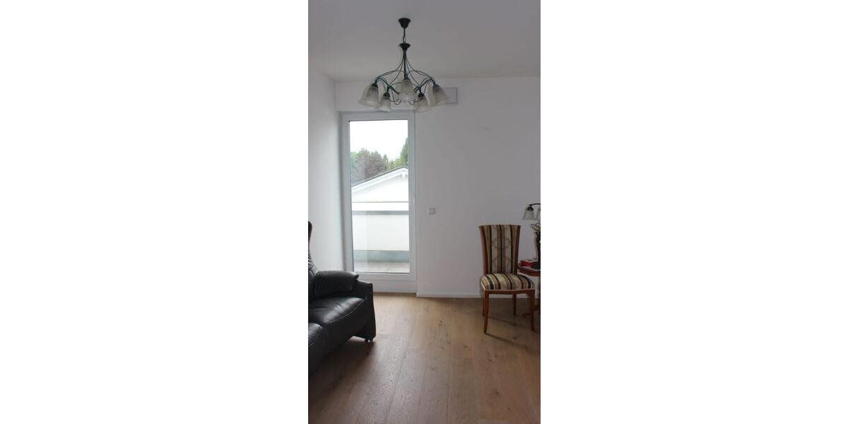 Provisionsfrei* Moderne 4 Zimmer Penthousewohnung mit großer Dachterrasse in Illertissen - Einfamilienhaus Illertissen | Angebot:26594409