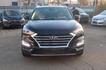Hyundai TUCSON 253.537 km 13.250 € Laupheim 88471