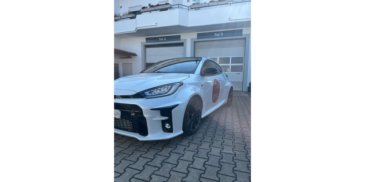 Toyota Yaris 12.200 km 37.700 &euro; Neu-Ulm 89233