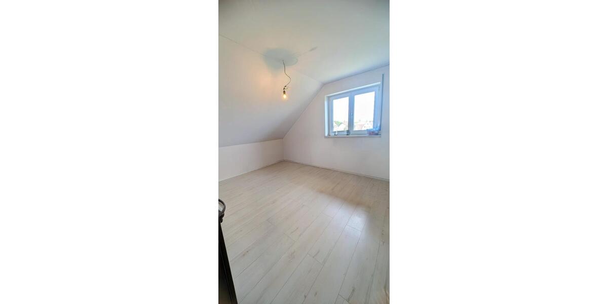 Einfamilienhaus Hüttisheim - 5 Zimmer, 155 m&sup2;, 689.000&euro; | Angebot:26663512