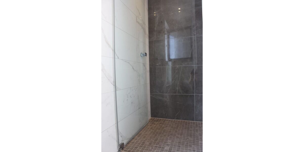 Provisionsfrei* Moderne 4 Zimmer Penthousewohnung mit großer Dachterrasse in Illertissen - Einfamilienhaus Illertissen | Angebot:26594409