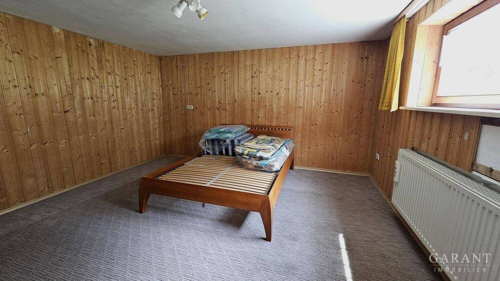 Einfamilienhaus Ichenhausen - 8 Zimmer, 200 m&sup2;, 530.000&euro; | Angebot:25707717