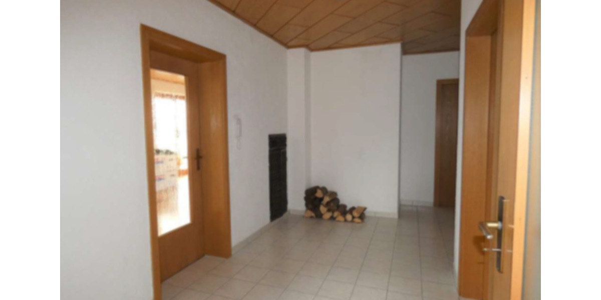 Erdgeschoßwohnung Langenau - 3 Zimmer, 110 m&sup2;, 1.300&euro; | Angebot:25414410