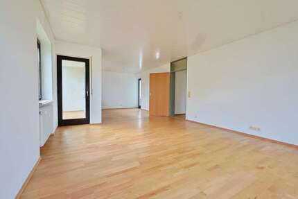 Wohnung zum Mieten in Erbach 1.090 € 102 m²
