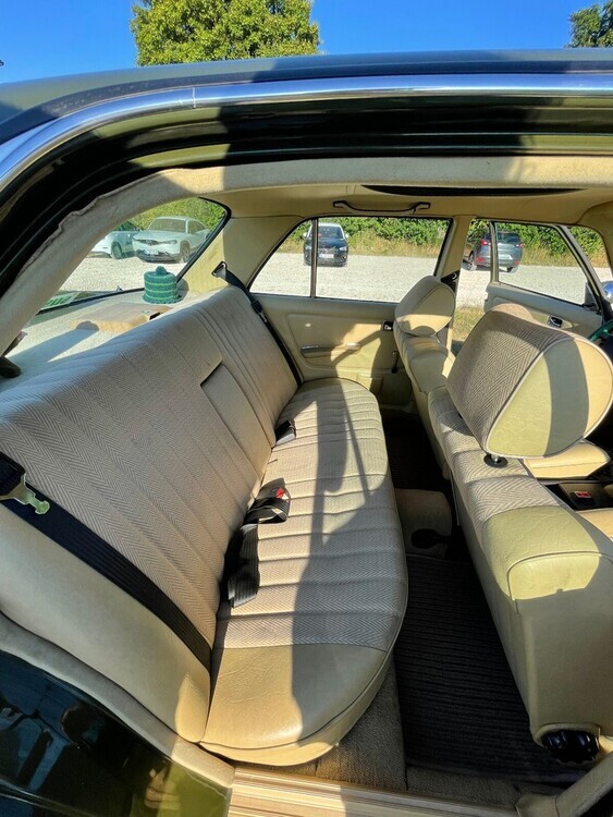 Mercedes-Benz E 230 205.850 km 9.600 € Ulm 89073