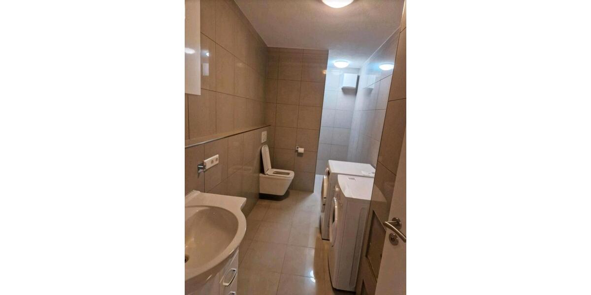 Etagenwohnung Ehingen (Donau) - 2 Zimmer, 64 m&sup2;, 880&euro; | Angebot:26086227