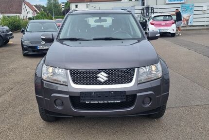 Suzuki Grand Vitara 108.010 km 9.450 &euro; Neu-Ulm 89231