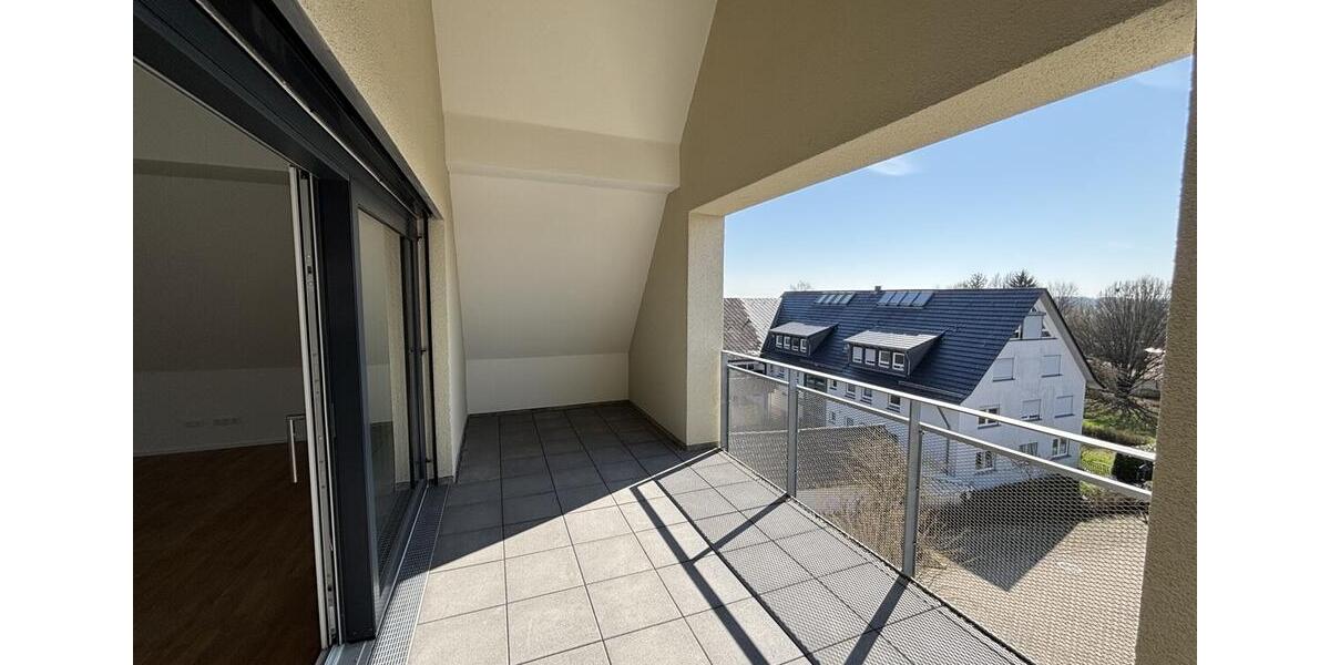 Dachgeschoßwohnung Ulm Söflingen - 3 Zimmer, 115 m&sup2;, 1.730&euro; | Angebot:26556842