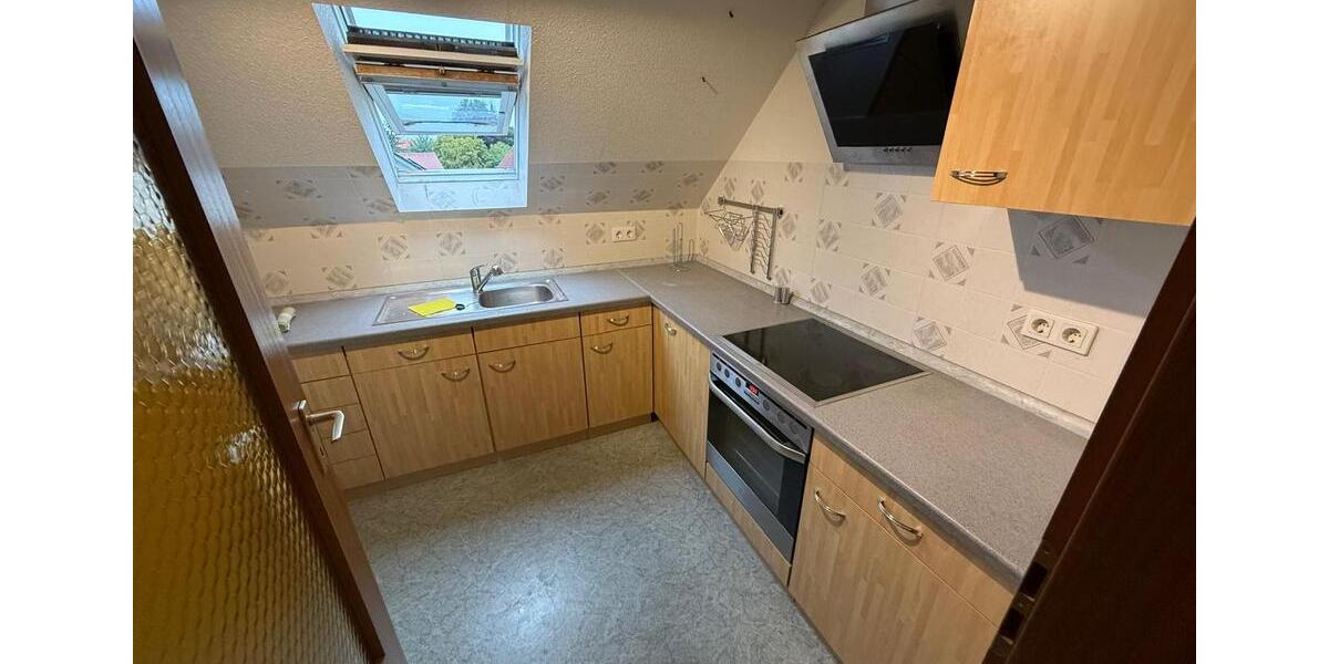 Dachgeschoßwohnung Nersingen - 3 Zimmer, 65 m&sup2;, 1.250&euro; | Angebot:26454255