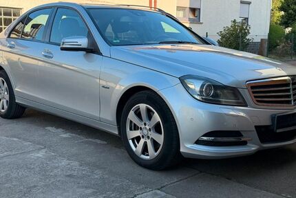 Mercedes-Benz C 250 178.000 km 9.400 &euro; Günzburg 89312