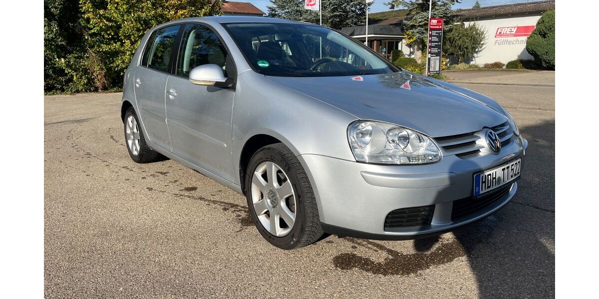 VW Golf 215.000 km 3.600 &euro; Herbrechtingen 89542
