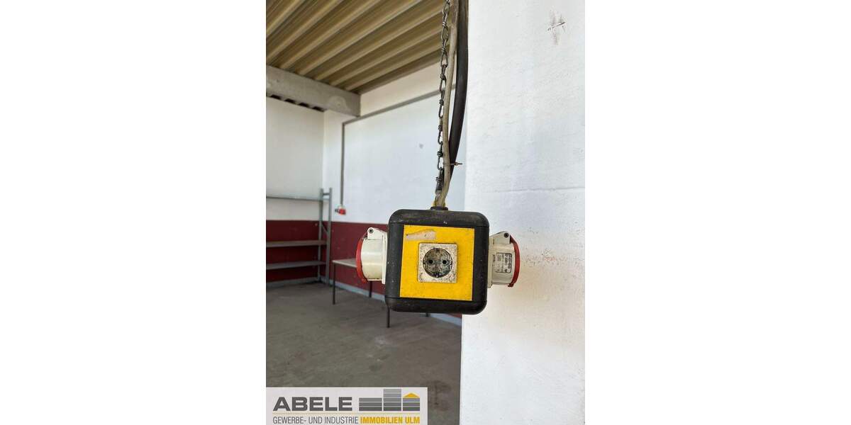 Wunschmietfläche gesucht ? 752 m² Hallen mit Büros Verwaltung zimmer