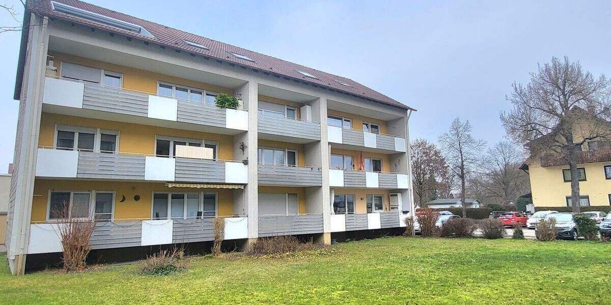 Etagenwohnung Neu-Ulm Pfuhl - 3 Zimmer, 86 m&sup2;, 330.000&euro; | Angebot:25664454