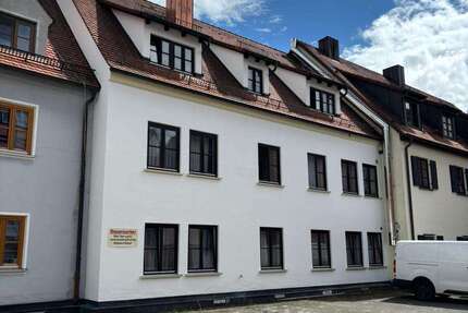 Wohnung Günzburg - 3 Zimmer, 77 m&sup2;, 925&euro; | Angebot:26833139