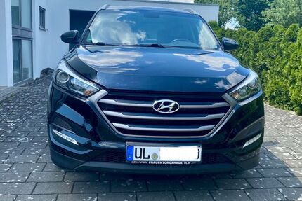 Hyundai TUCSON 128.700 km 12.700 &euro; Ulm 89073