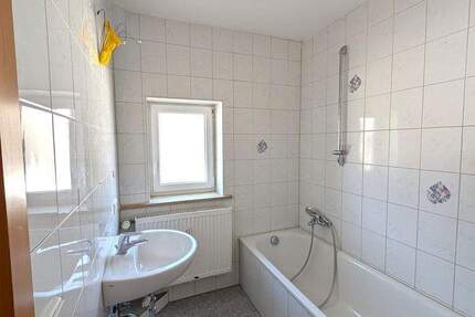 Attraktive 3-Zimmer-Wohnung mit sonnigem Balkon und Stellplatz 3 zimmer