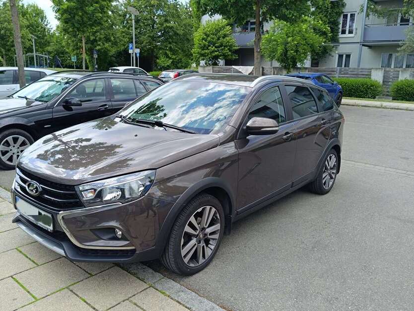 Lada Vesta 55.000 km 14.500 € Ehingen (Donau) 89584