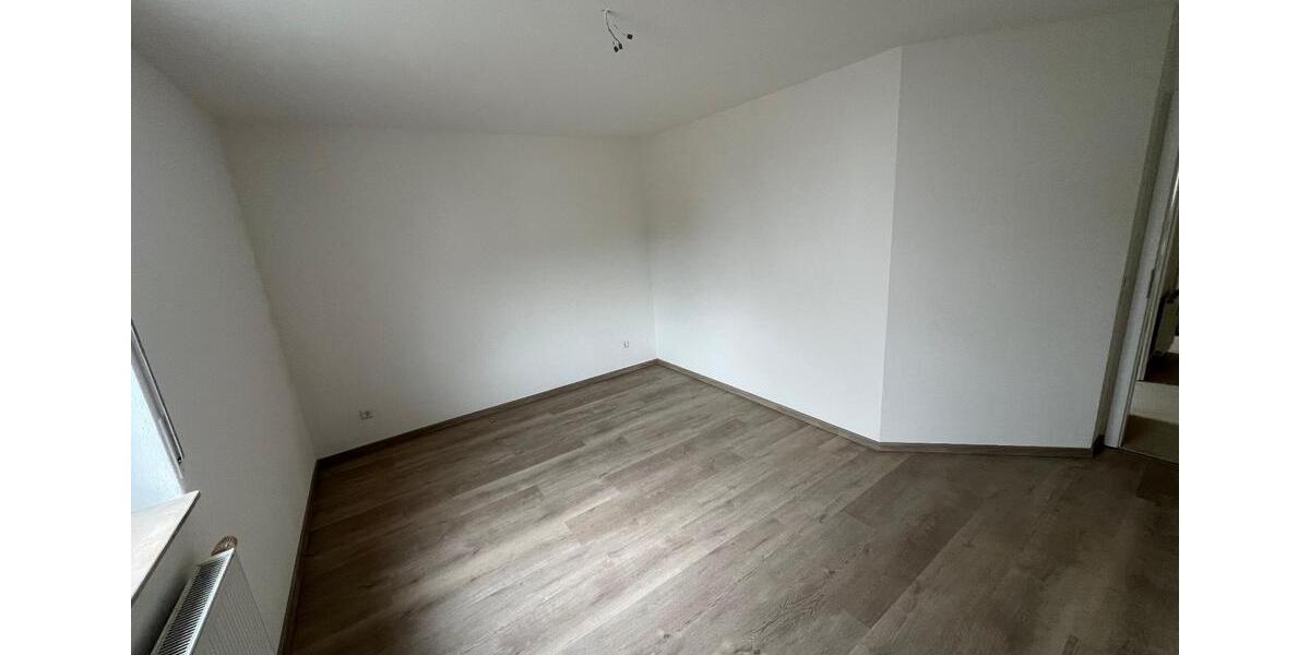 Erdgeschoßwohnung Illertissen - 3 Zimmer, 80 m&sup2;, 1.250&euro; | Angebot:26296558