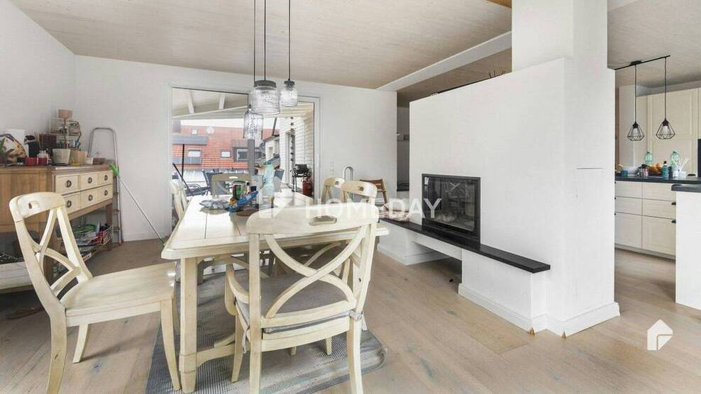 Modernes Mehrfamilienhaus in Hanglage - Traumhaftes Wohnen mit Pool, Garten und Dachterrasse