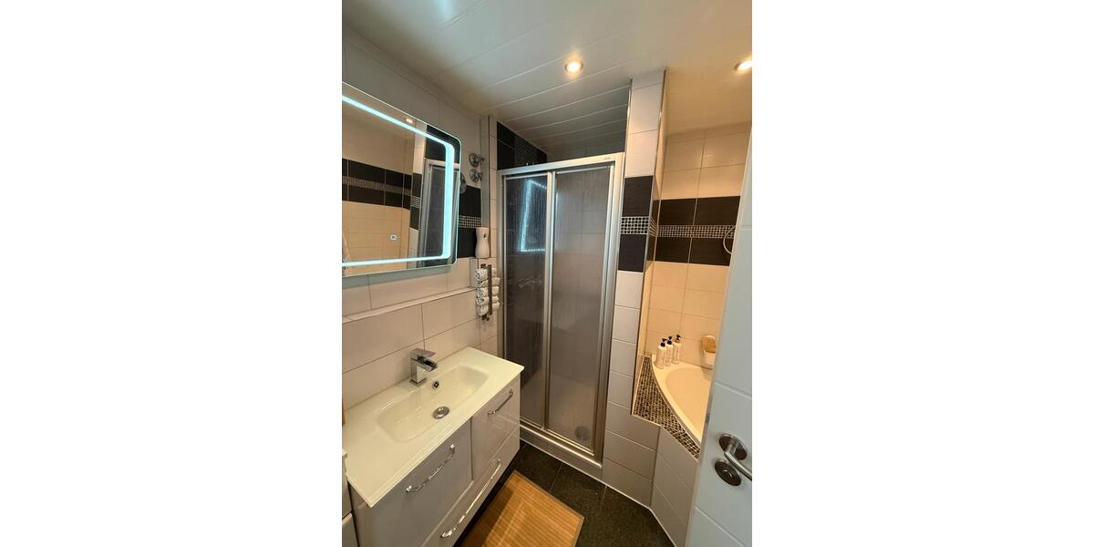 Etagenwohnung Neu-Ulm Ludwigsfeld - 3 Zimmer, 67 m&sup2;, 275.000&euro; | Angebot:26256492