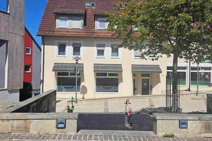 Helle, sanierte 4-Zi.-Whg. mit Balkon und Garage mitten in Gerstetten