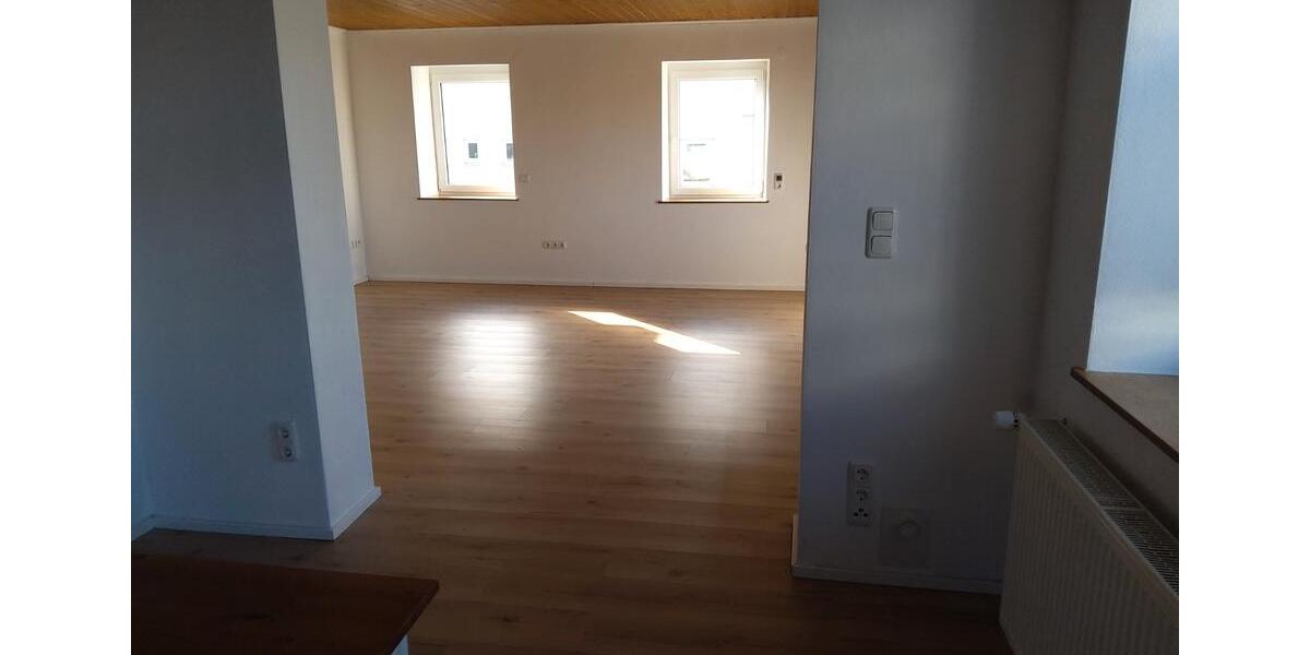 Etagenwohnung Kammeltal - 4 Zimmer, 116 m&sup2;, 900&euro; | Angebot:26335489