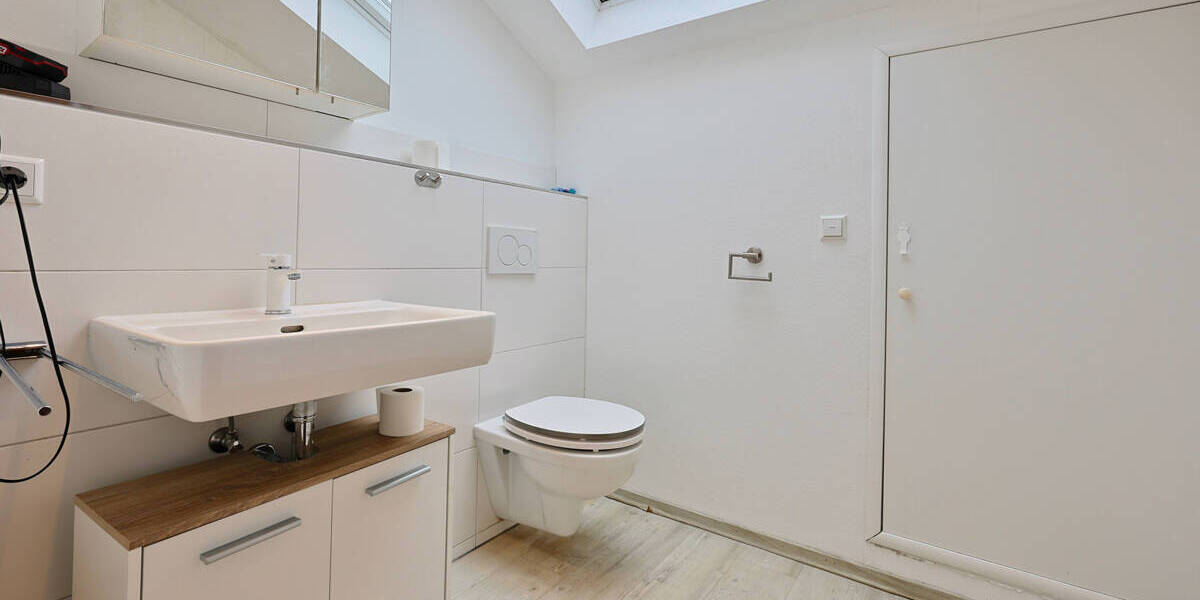 Top Wohnung im Dachgeschoss 2 zimmer