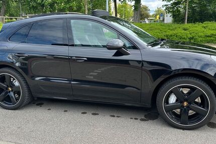 Porsche Macan 160.000 km 39.700 &euro; Weissenhorn 89264