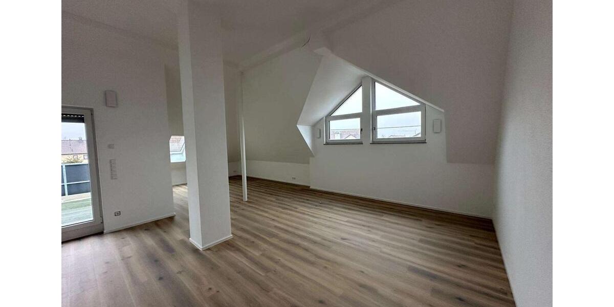 Dachgeschoßwohnung Vöhringen - 4 Zimmer, 121 m&sup2;, 1.578&euro; | Angebot:26443279