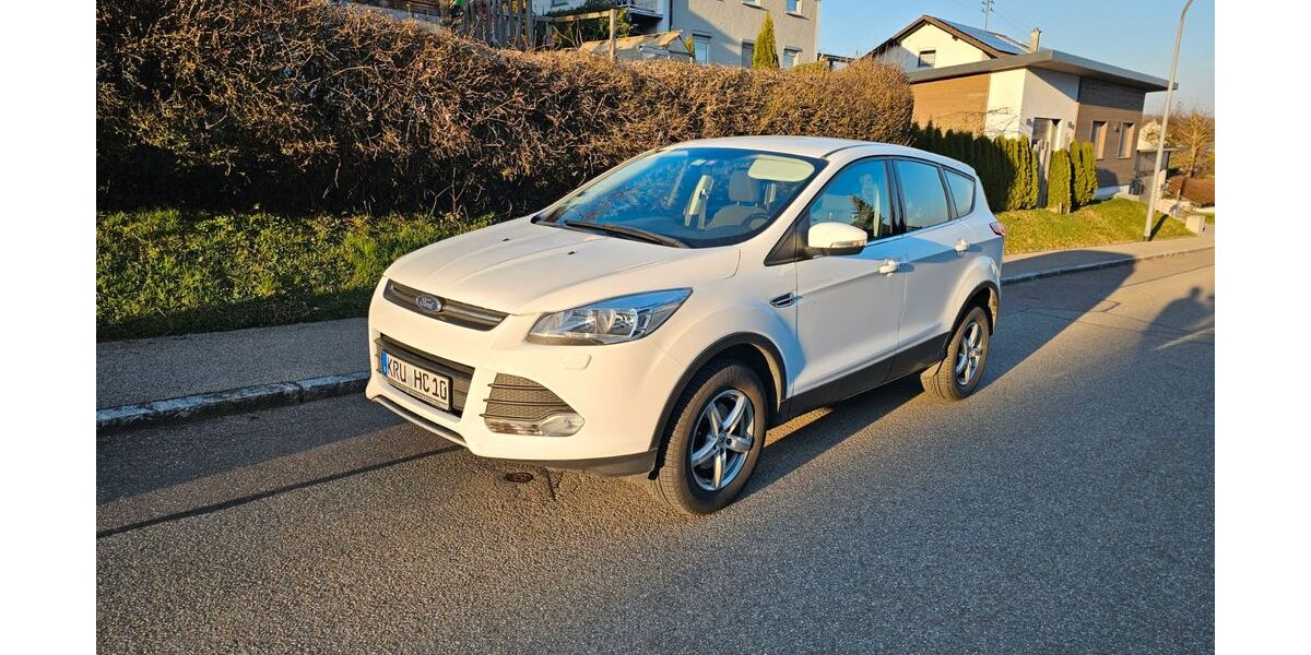 Ford Kuga 102.000 km 7.990 &euro; Neuburg 86476