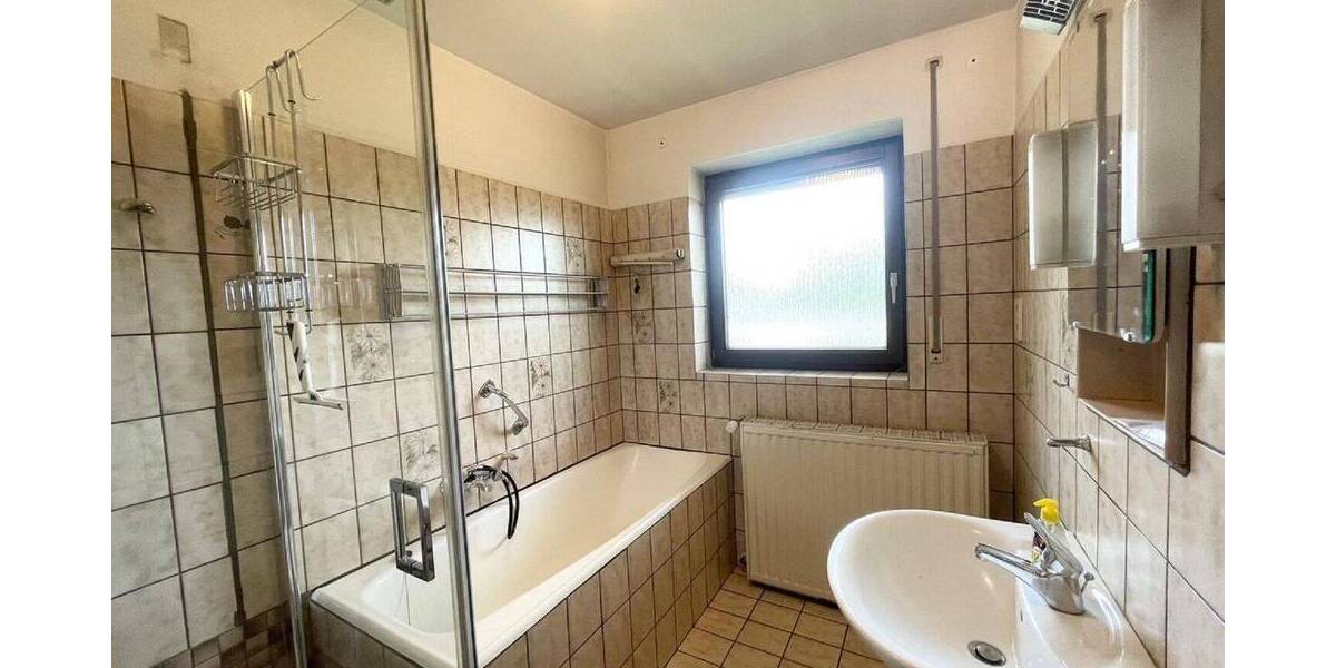 Einfamilienhaus Bernstadt - 8 Zimmer, 185 m&sup2;, 495.000&euro; | Angebot:26807385