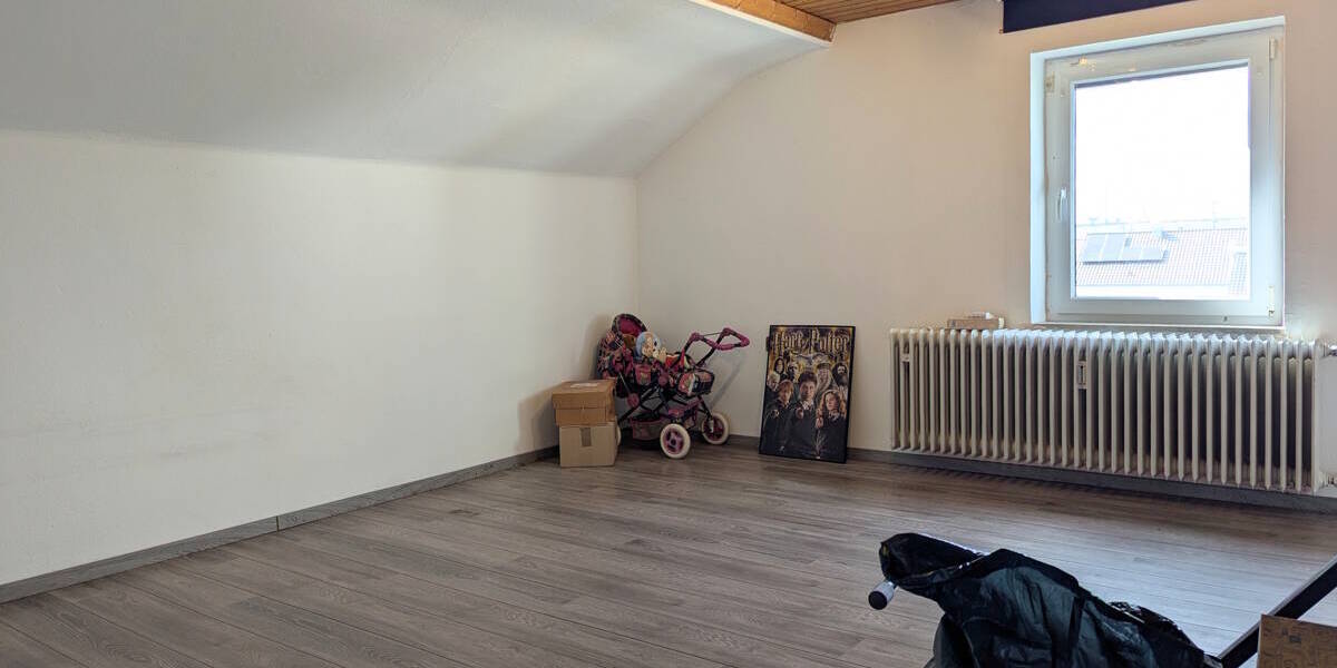 Etagenwohnung Vöhringen - 3 Zimmer, 100 m&sup2;, 349.000&euro; | Angebot:25939333